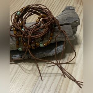 ✨Bracelet made of wooden beads and a leather strap, native, handmade, in blue ✨